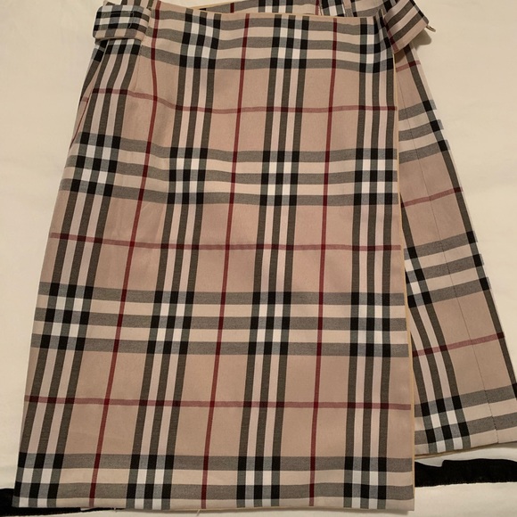 burberry wrap skirt